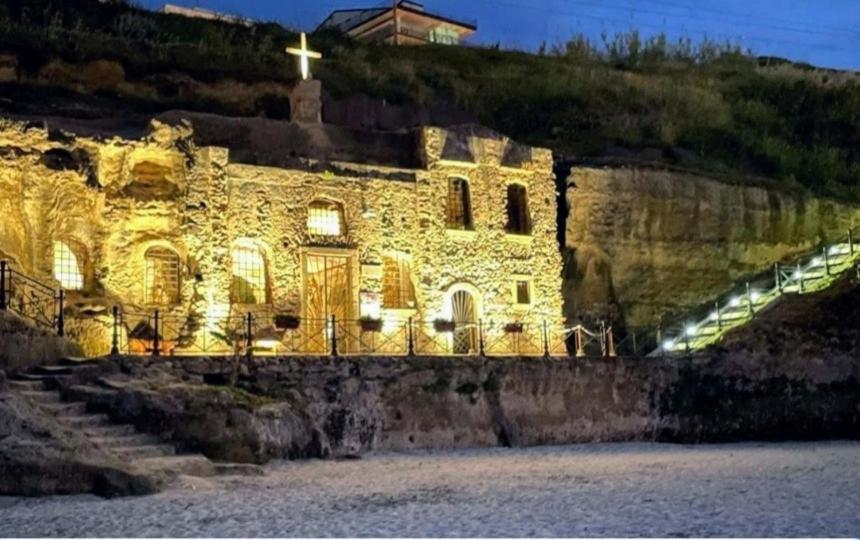 Casa di Giorgio-fronte spiaggia Pizzo  Esterno foto